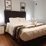 Valicha House